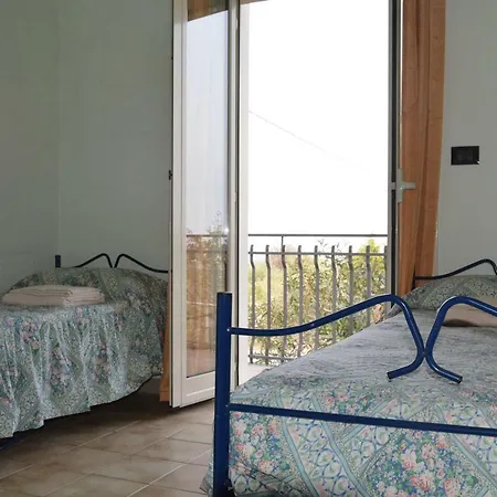 Tra Mare E Natura Dell'etna Piedimonte Etneo